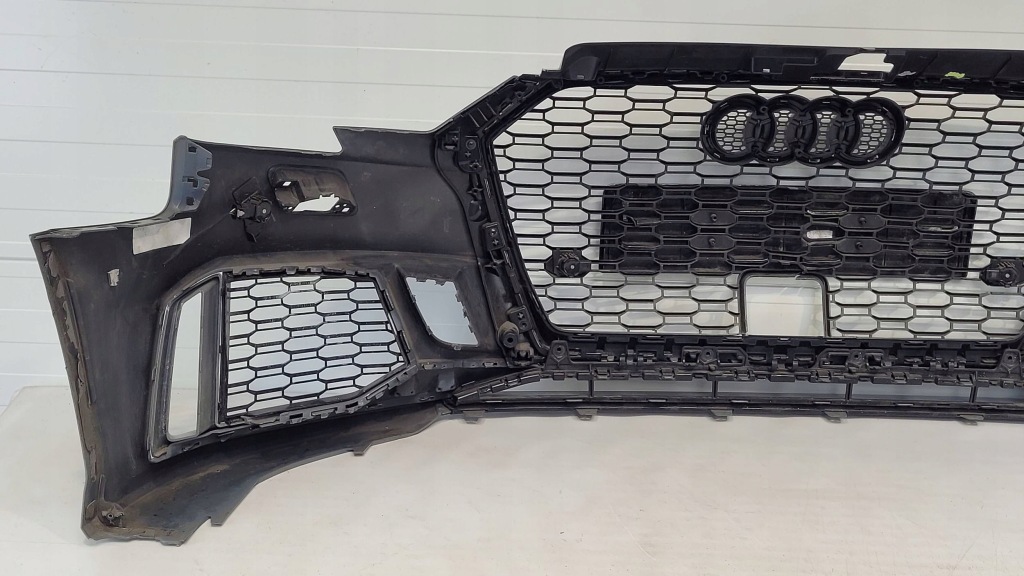 Audi rs3 седан рестайлинг  15-19r бампер передний перед 8v5807437ag в Украине