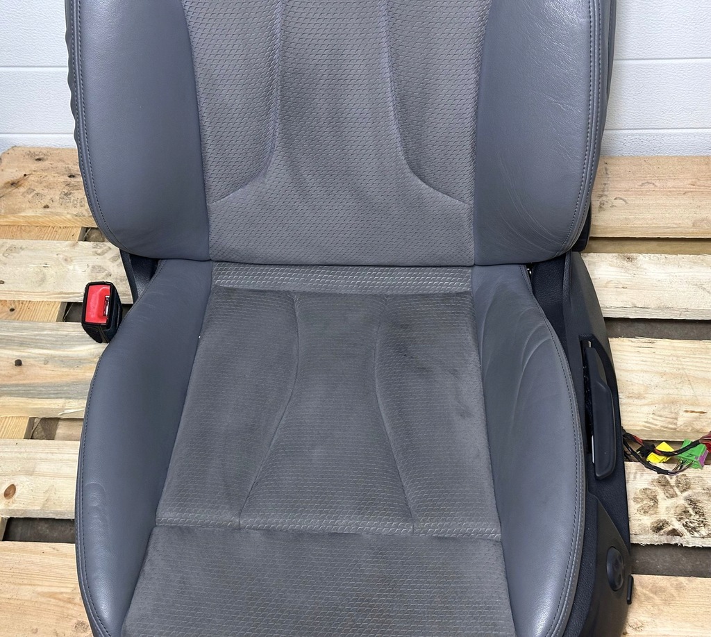 фото №14, Audi a3 s3 8v 2017 sline перед сторона левая сиденья, сиденье 5q4881105d