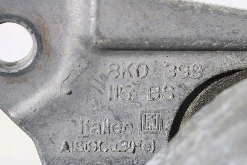 фото №10, Audi a8 s8 подушка коробки 8k0399115bs + 8k0399151cm кронштейн 8k0399115bk 8k0