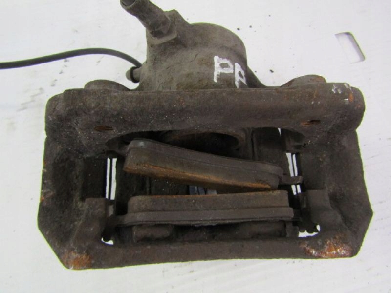 фото №1, Mercedes c w203 суппорт перед правый lucas