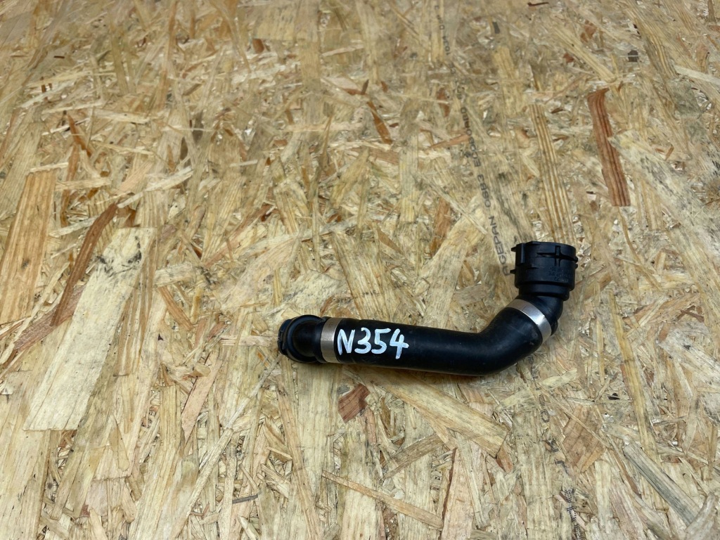 Купити Патрубок труба шланг води mercedes w205 w253 w213 w238 a2385010601