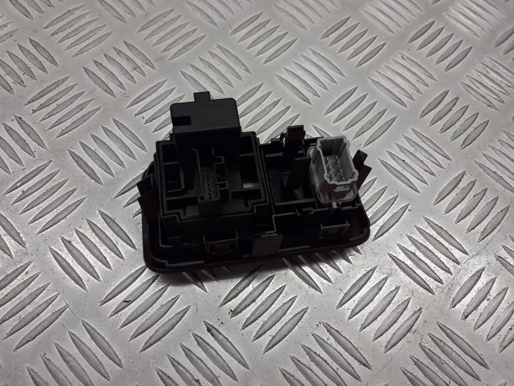 фото №2, Панель перемикачів renault megane ii 8200079020