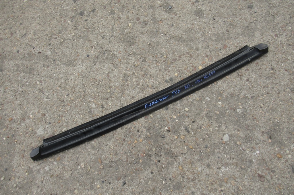фото №1, Freelander 02r молдинг ущільнювач скло кришки задня