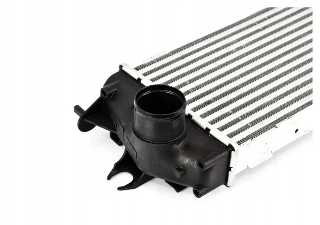 Valeo інтеркулер renault trafic 06-/vivaro 06- 2,0dci Доставка