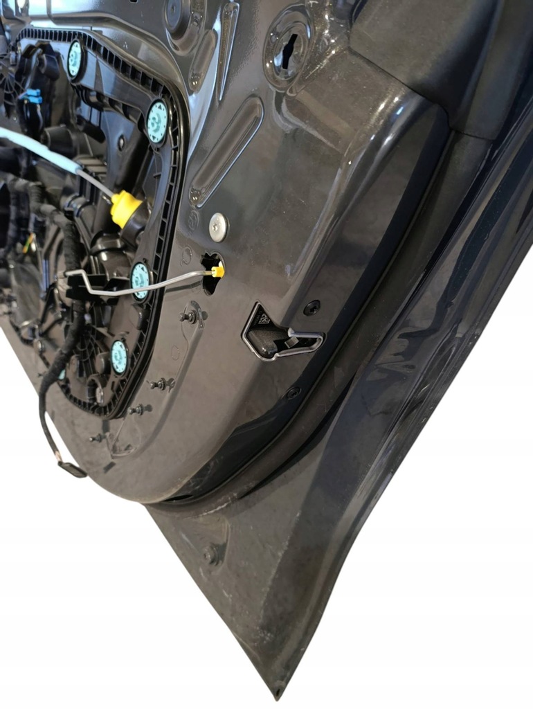 фото №7, Bmw i4 2023 правая сторона дверь