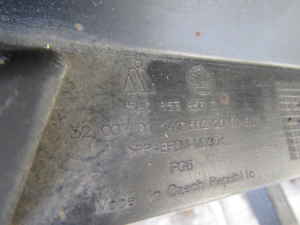 фото №10, Молдинг порог правая skoda yeti 5l0 13- накладка