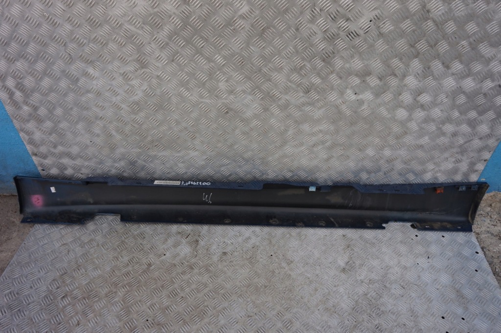 фото №11, Bmw e87 молдинг накладка поріг правий titansilber 354