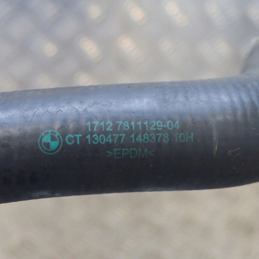 фото №7, Bmw 4 f32 f33 2014 правая сторона шланг / wąż радиатора