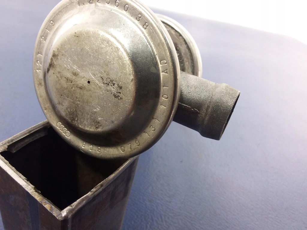 фото №4, Audi a8 s8 d4 4.0 tfsi клапан egr 079131101ad