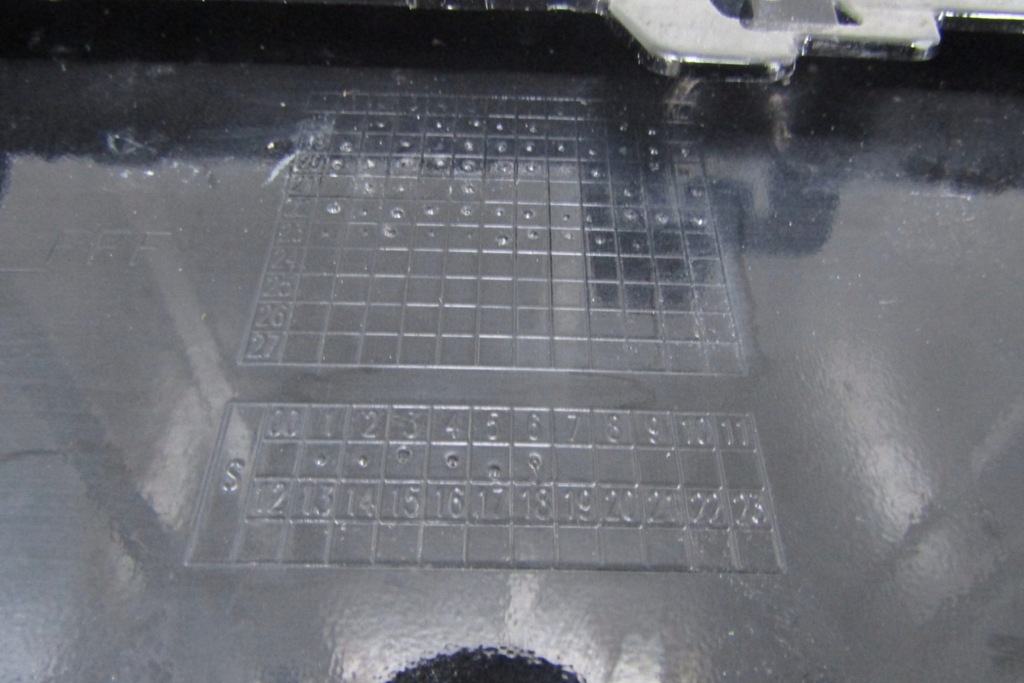 фото №10, Спойлер накладка диффузор бампера задняя задний porsche taycan 9j1807521