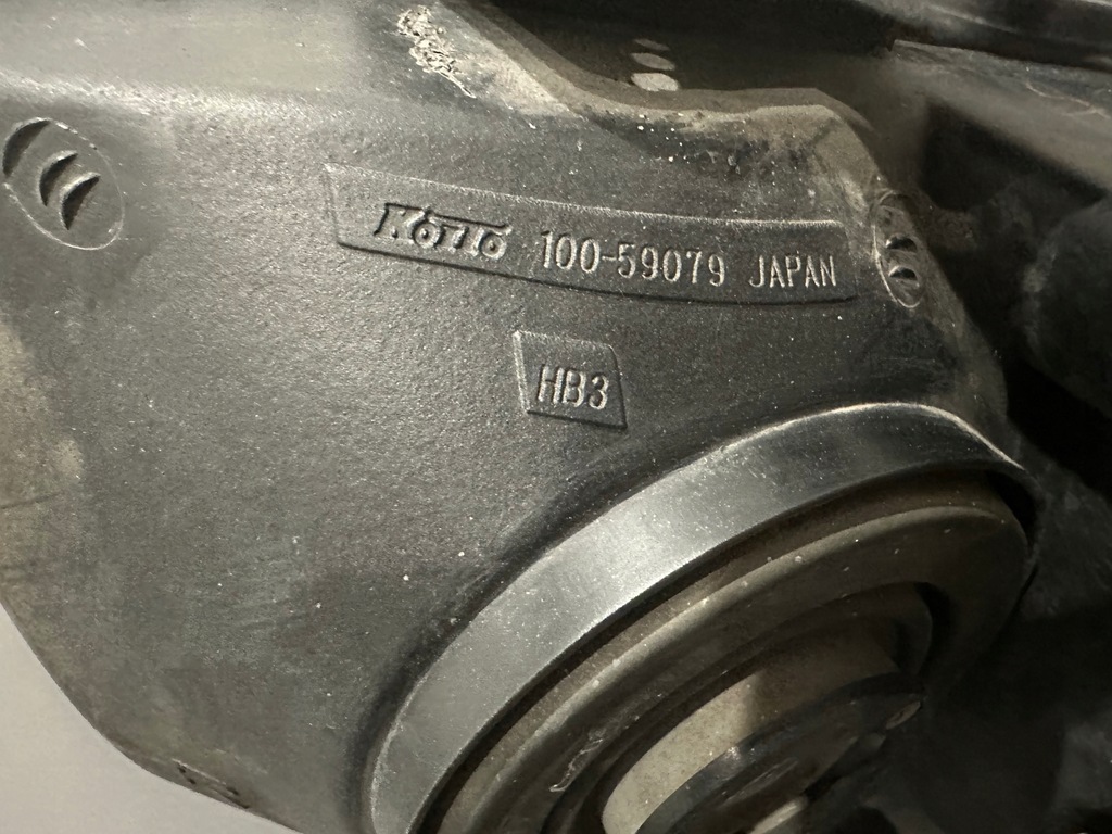 фото №8, Suzuki grand vitara ii лампа правая europa идеальное состояние