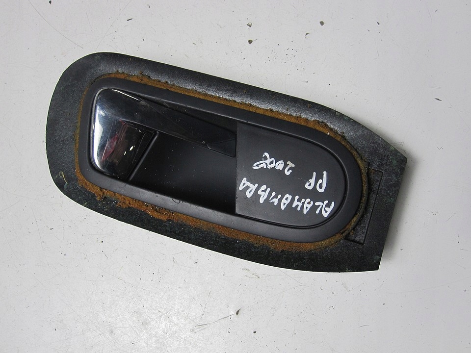 фото №4, Ручка внутренняя передняя правая seat alhambra 08r