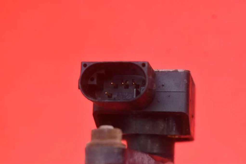 фото №8, Датчик уровня подвеска 7l0616213b porsche cayenne s i 7l 4.5 v8 340 km