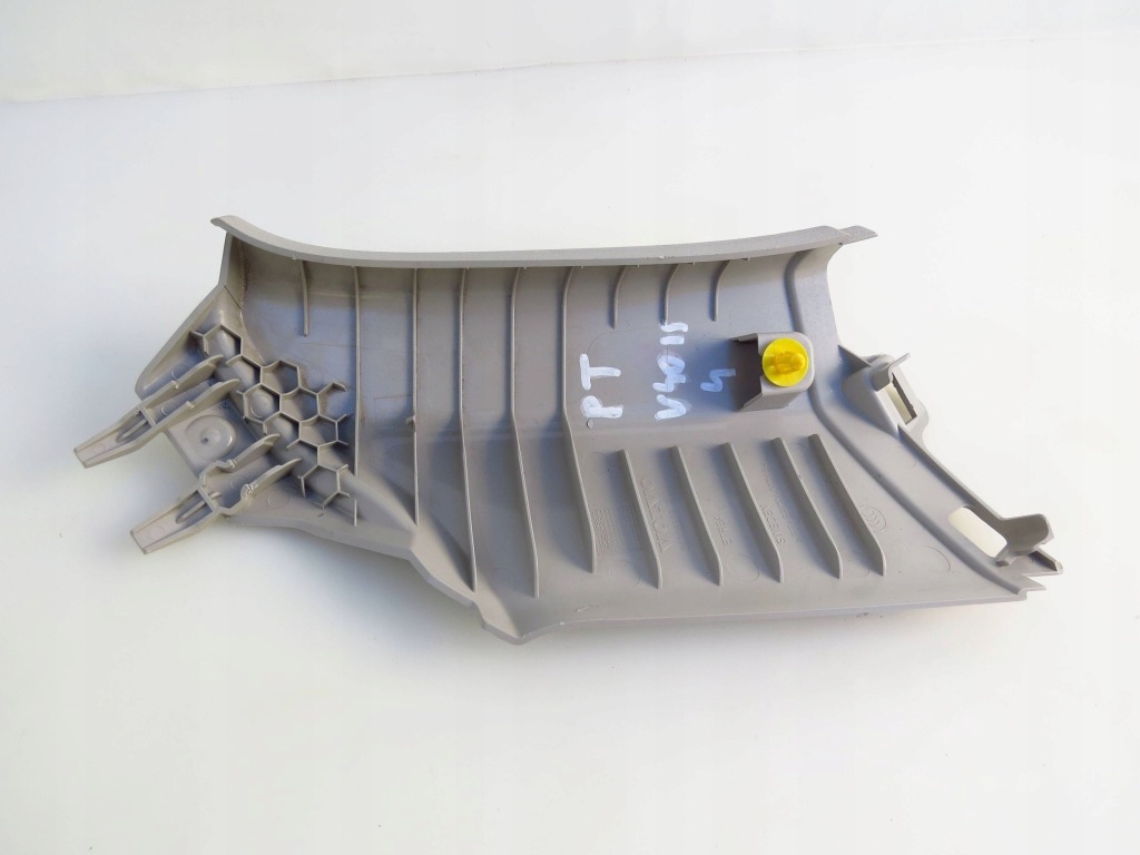 Купить Накладка обивка стойка c правый задний  задний 31305358 volvo v40 2 12-19