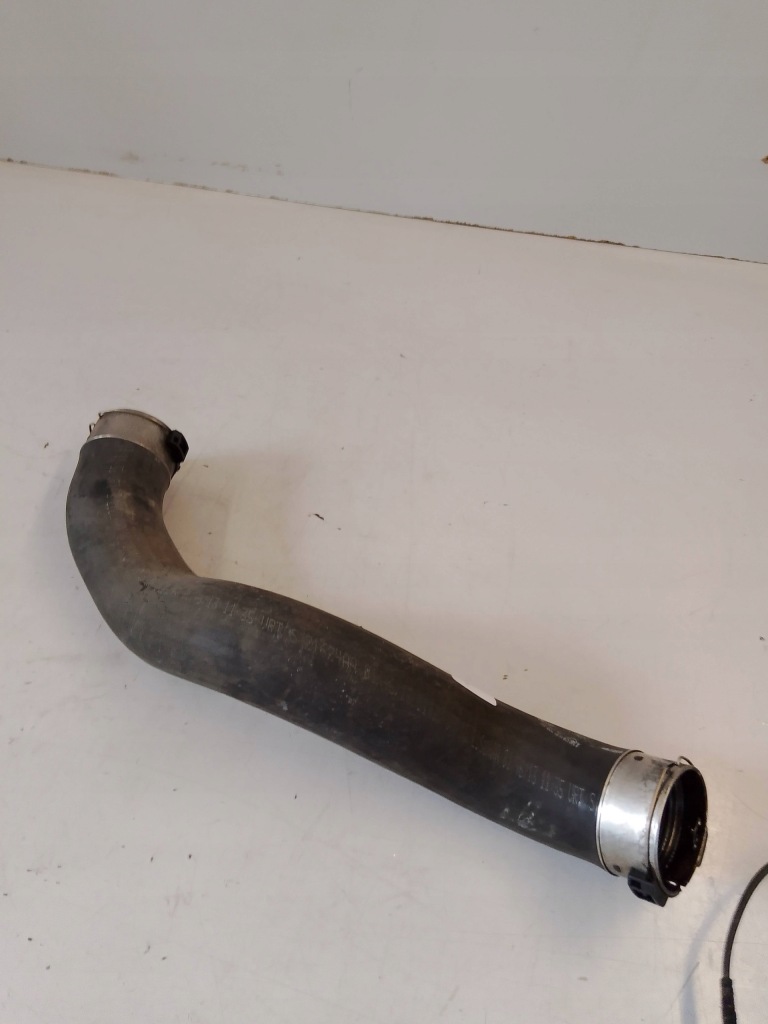 Mercedes w176 пабтрубок  труба интеркулер a2465281182 Цена