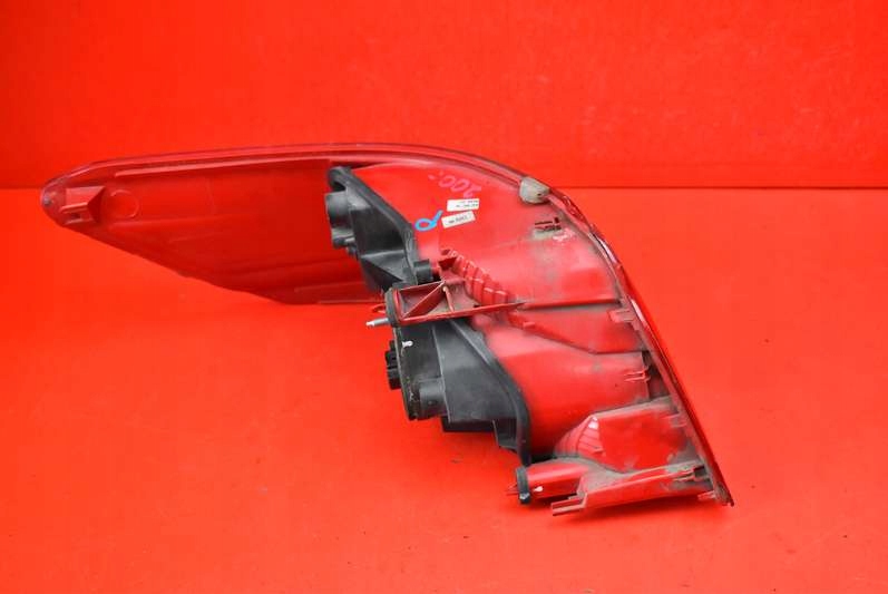 фото №6, Лампа правая задняя задняя peugeot 301 12-17