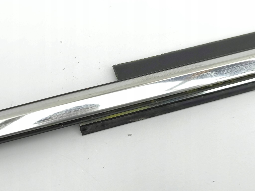 фото №14, Mazda cx-5 ii 2019 правая сторона молдинг / прокладка стекло дверь задних