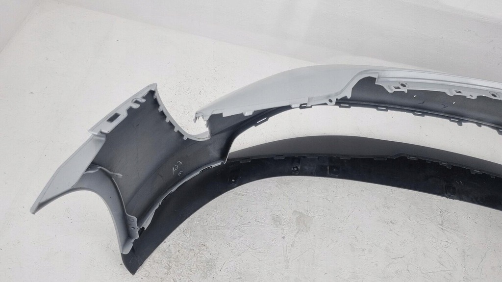 фото №16, Porsche taycan 9j1 2019- бампер передний перед 9j1807221