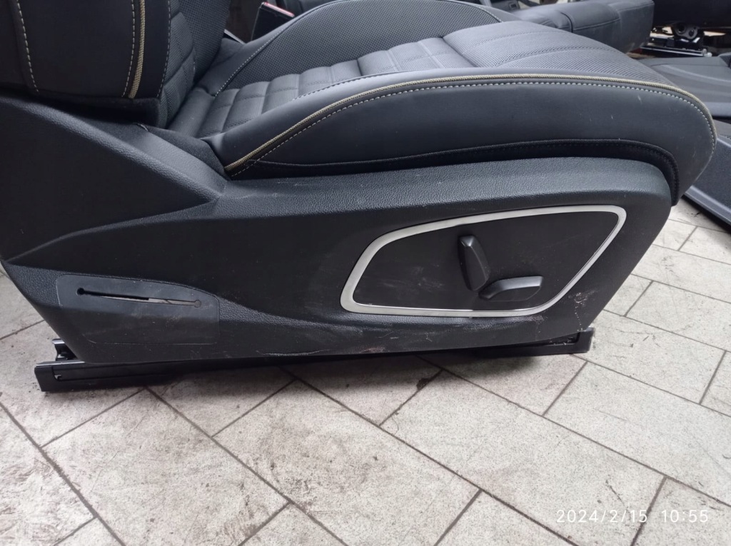 Сидіння заднє сидіння обшивки комплект renault austral шкіра стан b.dobry jak нове Зі Шроту