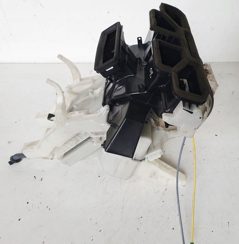 фото №7, Mercedes a180 w169 ii 07r отопитель