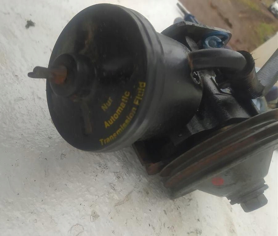 Насос усилителя серво mercedes r107 w126 4.5 v8 в Украине