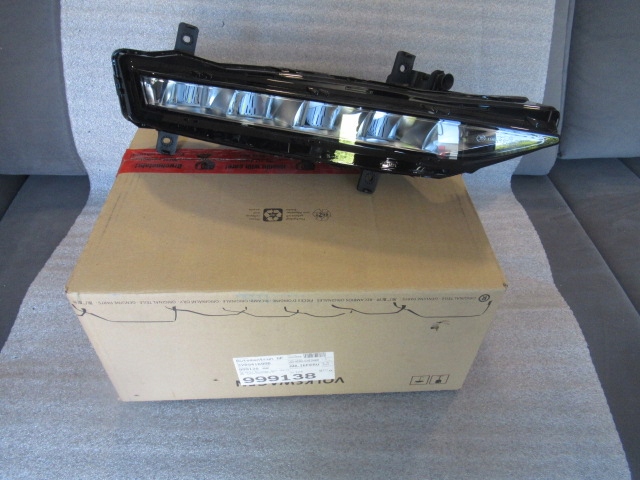 Купить Противотуманная фара левый led drl skoda superb 3 3v0941699b оригинал новый karton