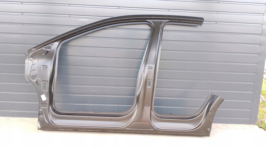 фото №1, Audi q4 e tron лівий блок двигуна поріг обшивка перехід nowe