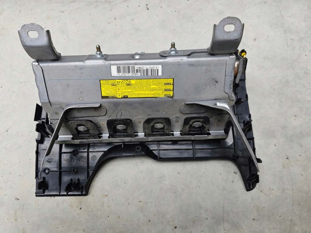 фото №10, Приборная панель консоль подушка безопасности toyota yaris iii 3