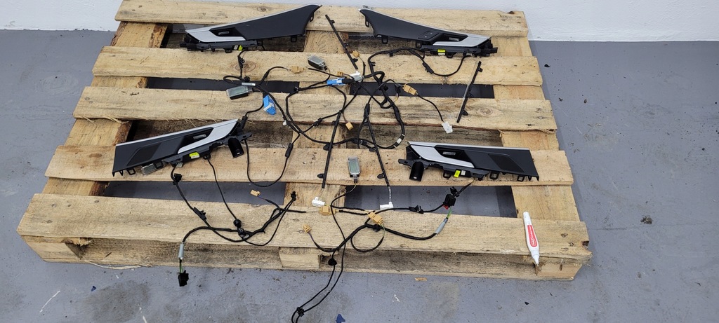 фото №1, A5 8w ручка підсвічувані перед задня led ліхтарі sportback 5d