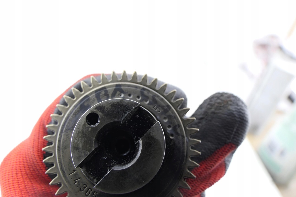 фото №11, Вал распределительного вала всасывающий audi a5 8t a4 b8 2.0 tdi cba