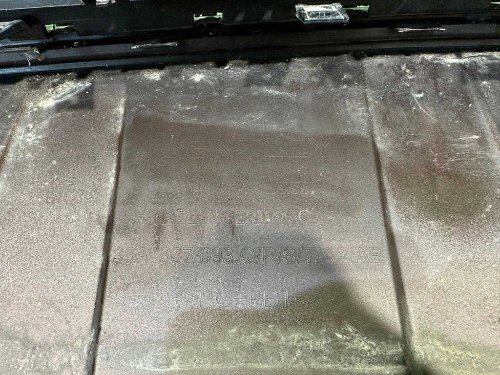 фото №14, Bentley bentayga lift 2020- бампер перед передній