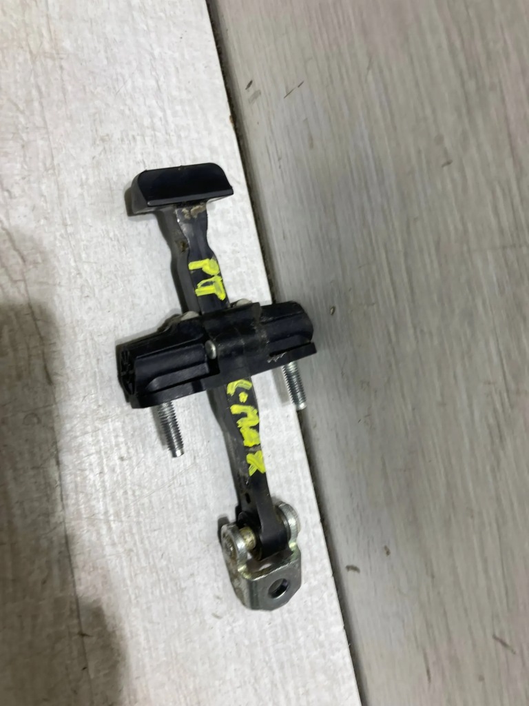 фото №1, Ford c-max ii 2014 ограничитель дверь задняя