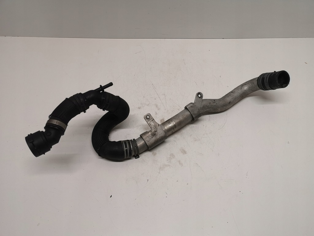 фото №1, Audi s4 rs4 b7 4.2 труба шланг водяной 079121070bj