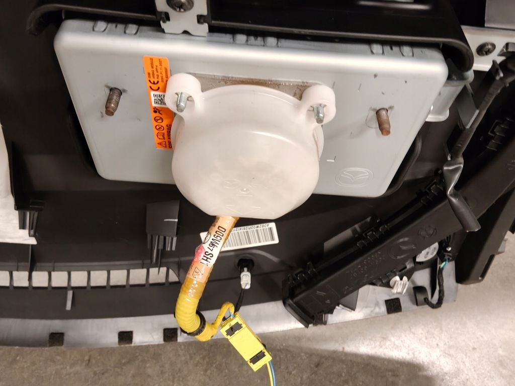 фото №8, Mazda cx-3 cx3 консоль панель приладів подушки безпеки ремені оригінал демонтаж 14-18