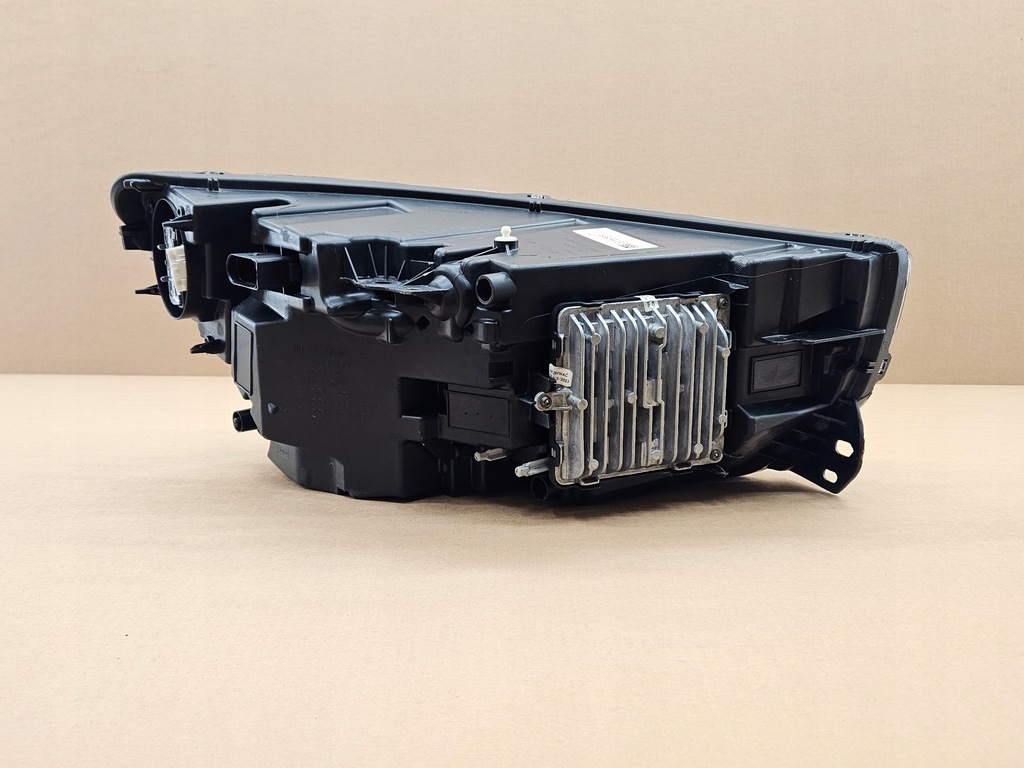 фото №3, Левая лампа full led volvo xc40 ii