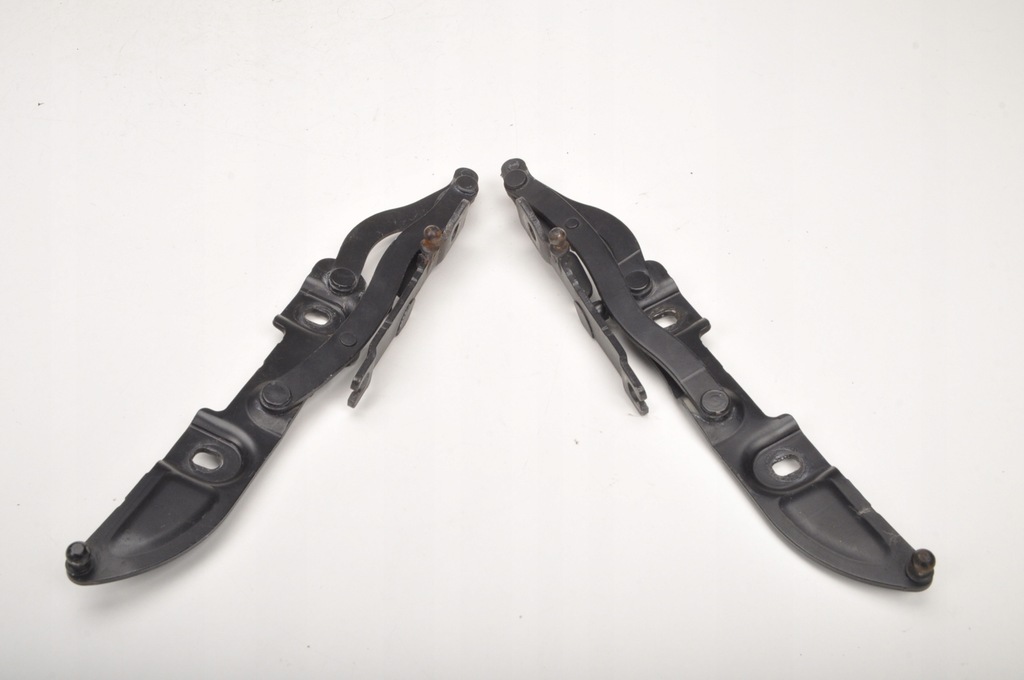 фото №1, Bmw оригинальный номер 41628222715 петля крышки