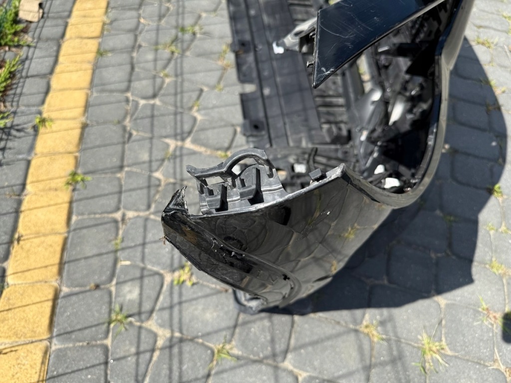 Mercedes gla 247 h247 amg рестайлинг  бампер перед передний kompletny 6x pdc Недорого