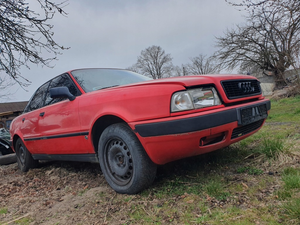 Прокладка багажника audi 80 b3 b4 2.0 ben. 1993 r. справна гарний стан седан foto Оригінал