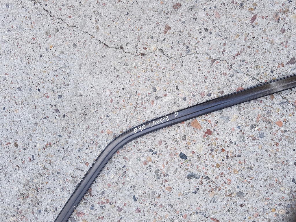 фото №4, Молдинг рамка права верхній двері schadow bmw e30 coupe