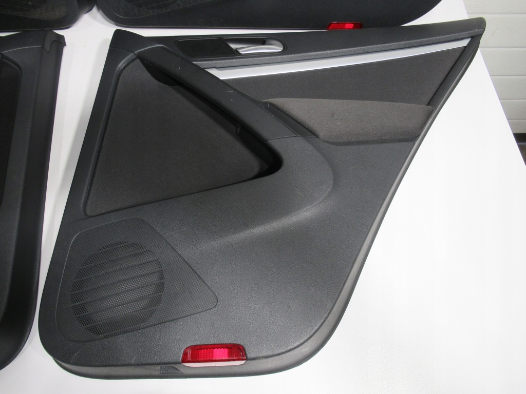 фото №8, Vw tiguan i 5n lift обивка обшивка дверь набор комплект