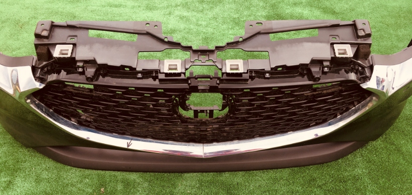 Mazda 3 iv,4 , 2019 rok бампер передній, перед Недорого