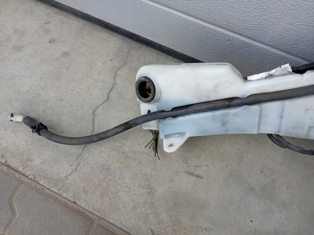 фото №7, Ford kuga mk1 2008-12r. - бачок омивача