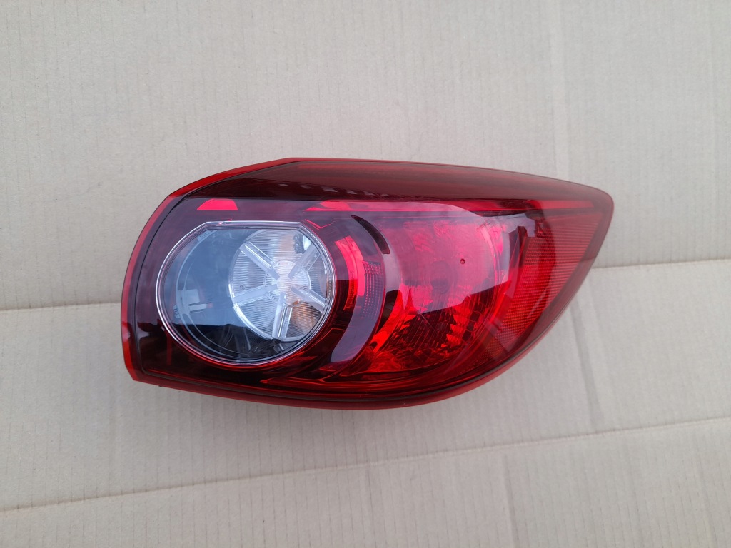 фото №1, Лампа задняя mazda 3 bm hb lift