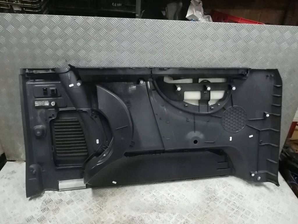 Jumpy expert scudo ii обшивка правий задній long 1498955077 Недорого