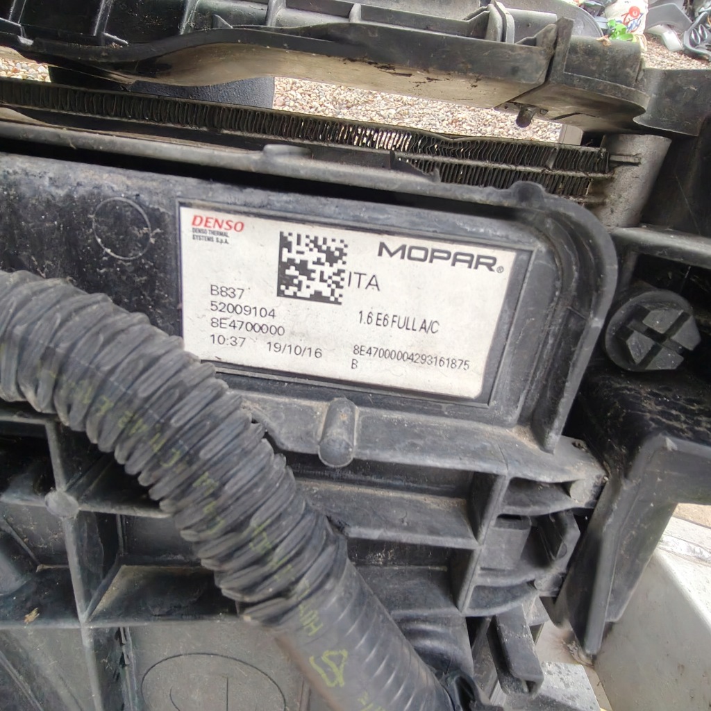 Ремень передний балка радиатор абсорбер jeep renegade 1.6 с Разборки