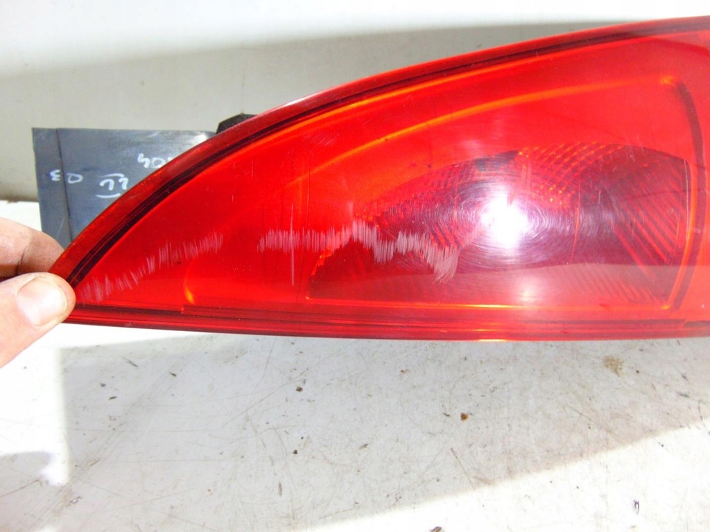 фото №4, Лампа правая задняя задняя renault espace iv