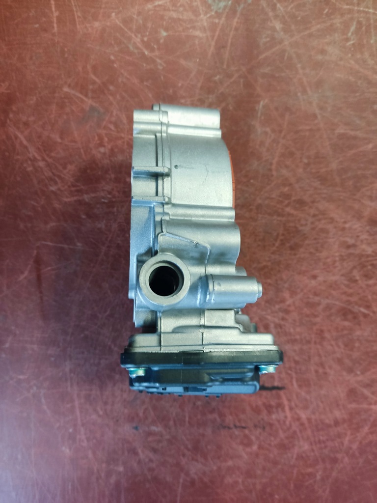 фото №6, Дросельна заслінка повітря bmw x5 x6 9857189 nowa