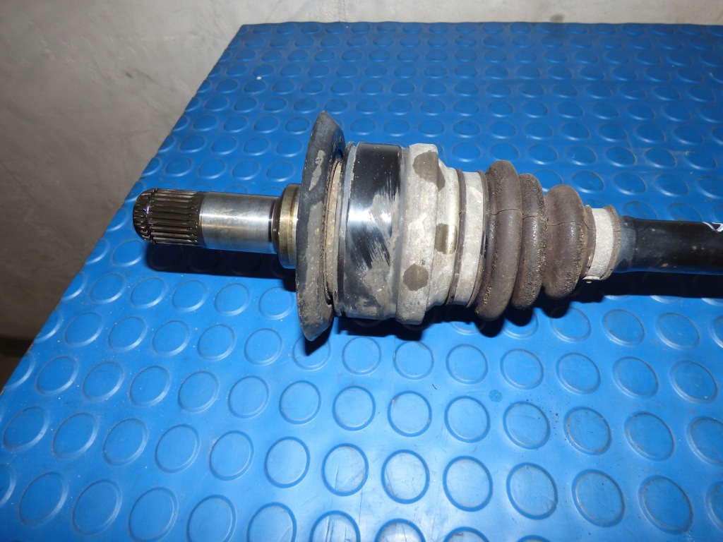 Купить Bmw 1 f20 2.0 d приводной вал левая правая задняя stbdb