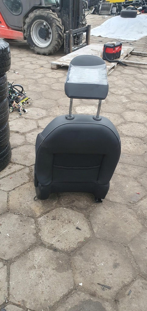 фото №6, Комплект сиденья перед заднее сиденье задняя anglik uk pół кожа peugeot 2008 i