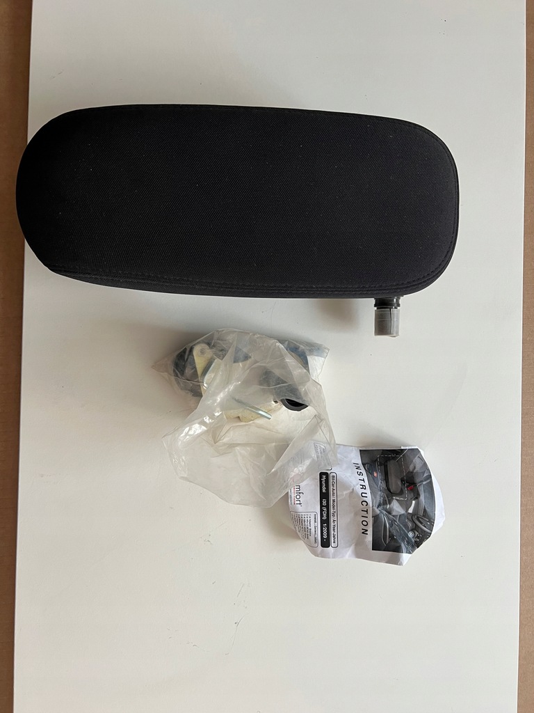 фото №1, Hyundai i30 2009- підлокітник